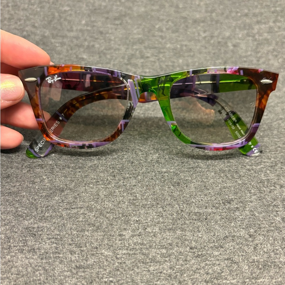 Ray-Ban Original Wayfarer Special Series 7 sunglasses, Blocks Dancer